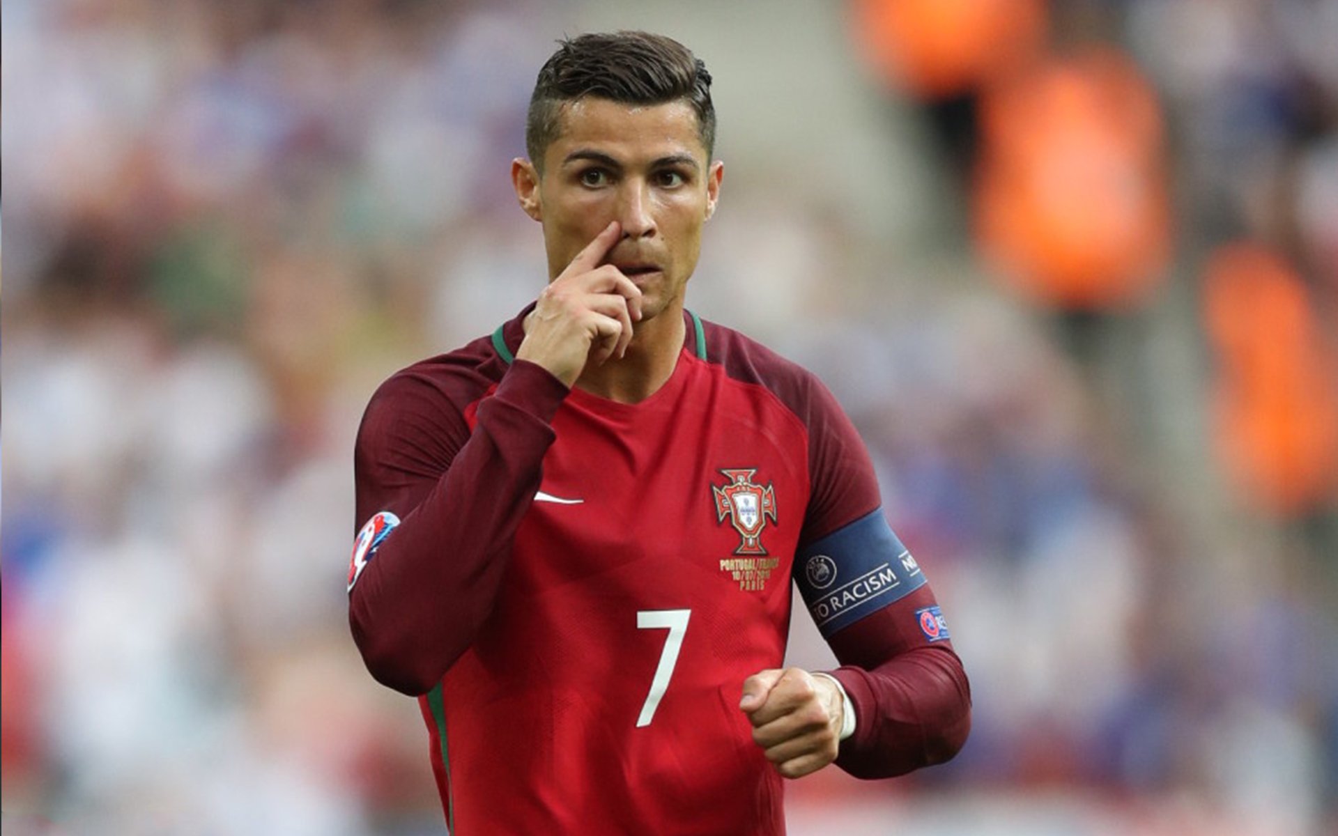 乐鱼娱乐app-世界杯预选赛中国队逆袭 球迷激动不已，世界杯 预选赛 中国  第5张